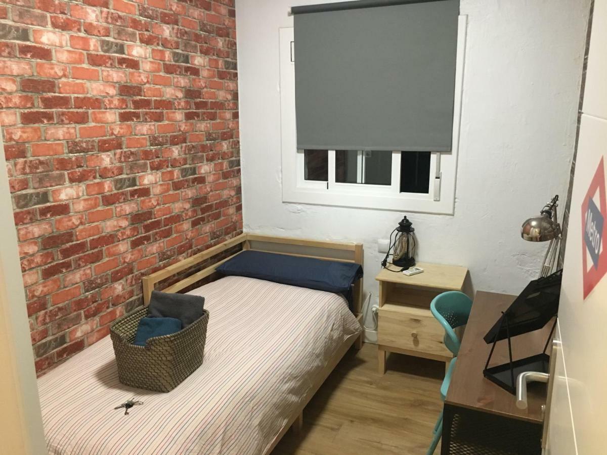 הוספיטלט דה יוברגאט Practical Room: Barcelona-Fira-Airport מראה חיצוני תמונה